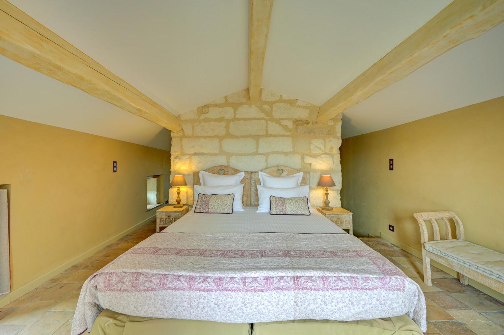 La Belle Vie Hotel Saint-Hilaire-dʼOzilhan Esterno foto