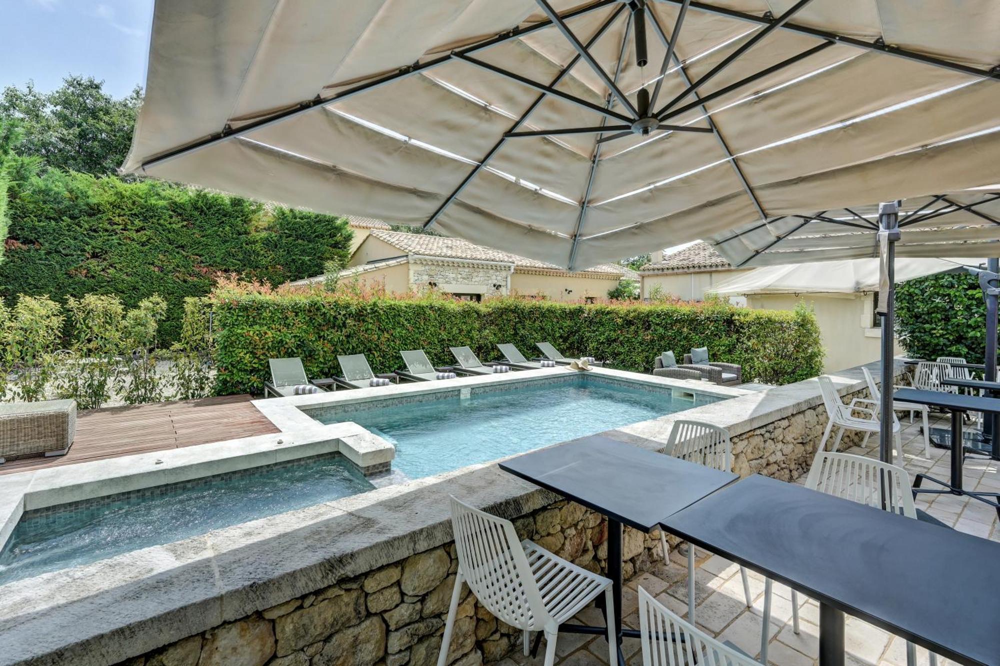 La Belle Vie Hotel Saint-Hilaire-dʼOzilhan Esterno foto