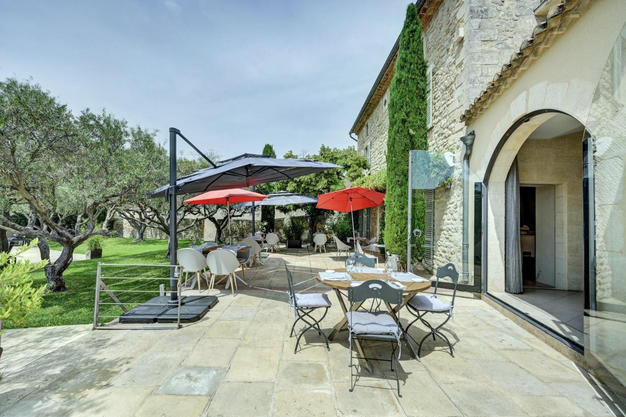 La Belle Vie Hotel Saint-Hilaire-dʼOzilhan Esterno foto