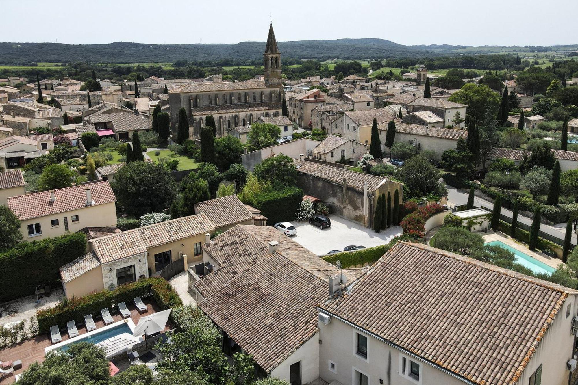 La Belle Vie Hotel Saint-Hilaire-dʼOzilhan Esterno foto